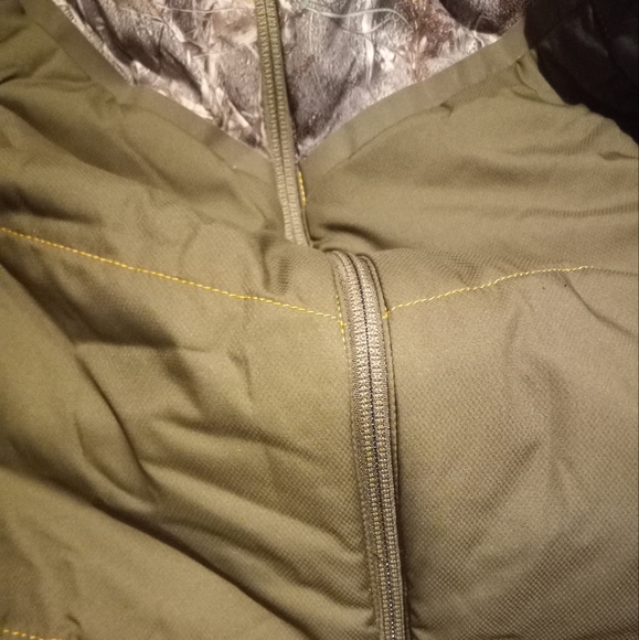 Under Armour Coat - Picture 13 of 14